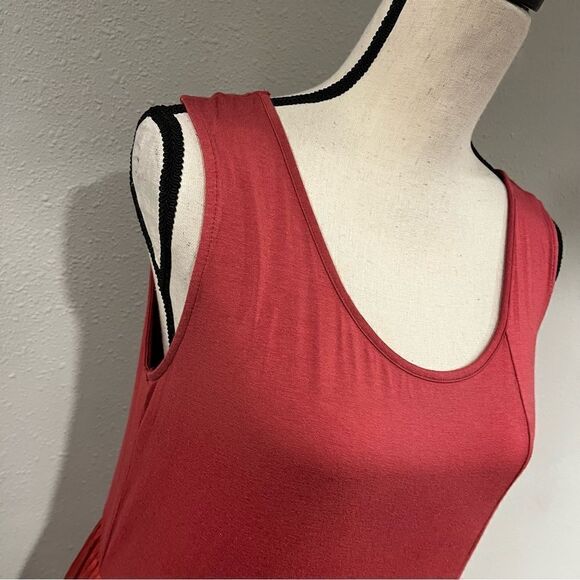 Sleeveless midi dress  - Picture 2 of 10